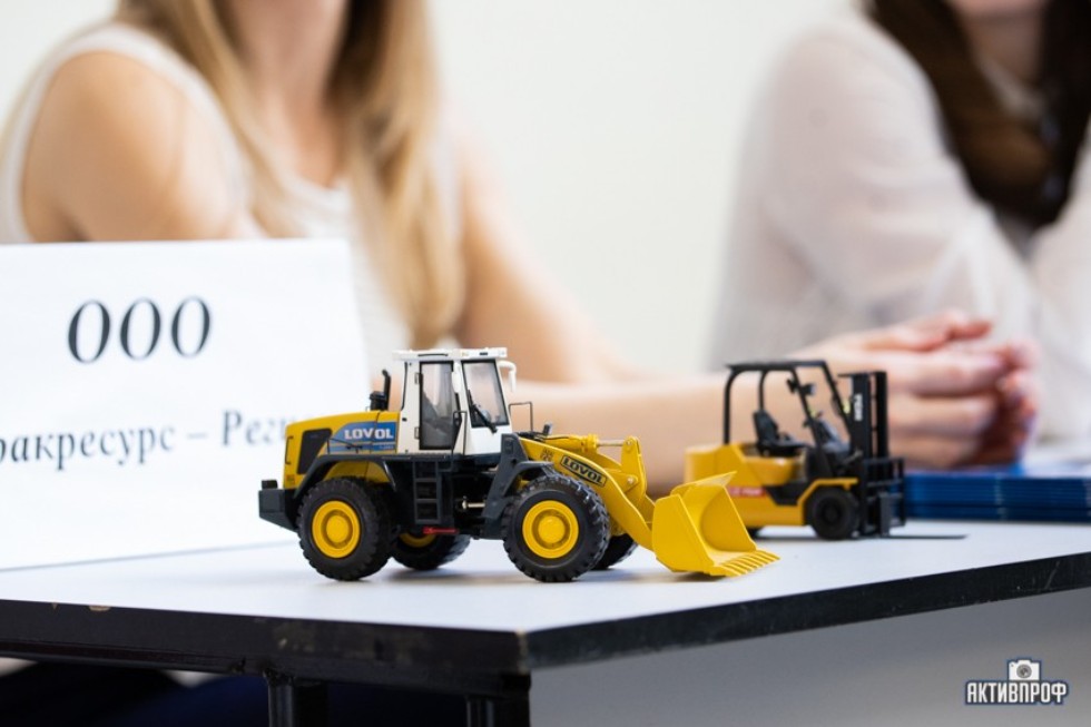 ��� ��� � 