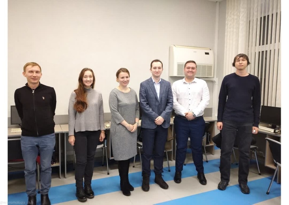 Двадцать второе заседание дискуссионного клуба Двадцать второе заседание дискуссионного клуба