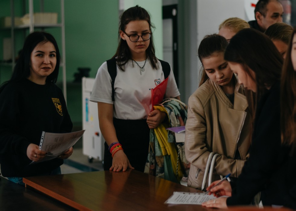 ����� ��������� ���� ������������� 