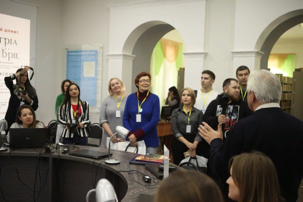 В Елабужском институте КФУ прошёл пресс-тур с участием представителей СМИ и блогеров В Елабужском институте КФУ прошёл пресс-тур с участием представителей СМИ и блогеров