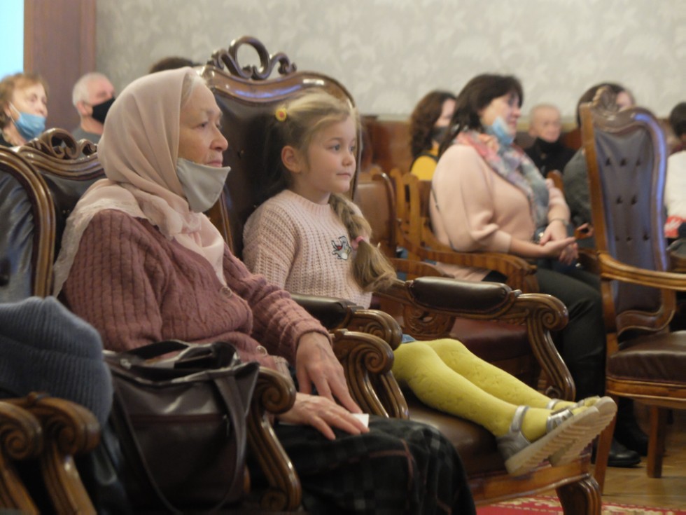 ���� 25 ���