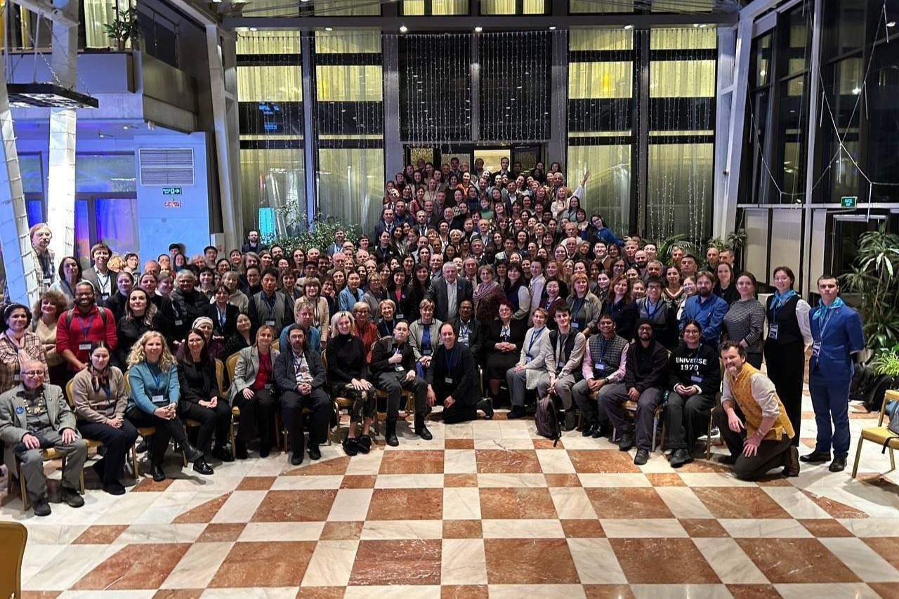 Юбилей Российской академии наук отметили первым Евразийским конгрессом лингвистов Юбилей Российской академии наук отметили первым Евразийским конгрессом лингвистов