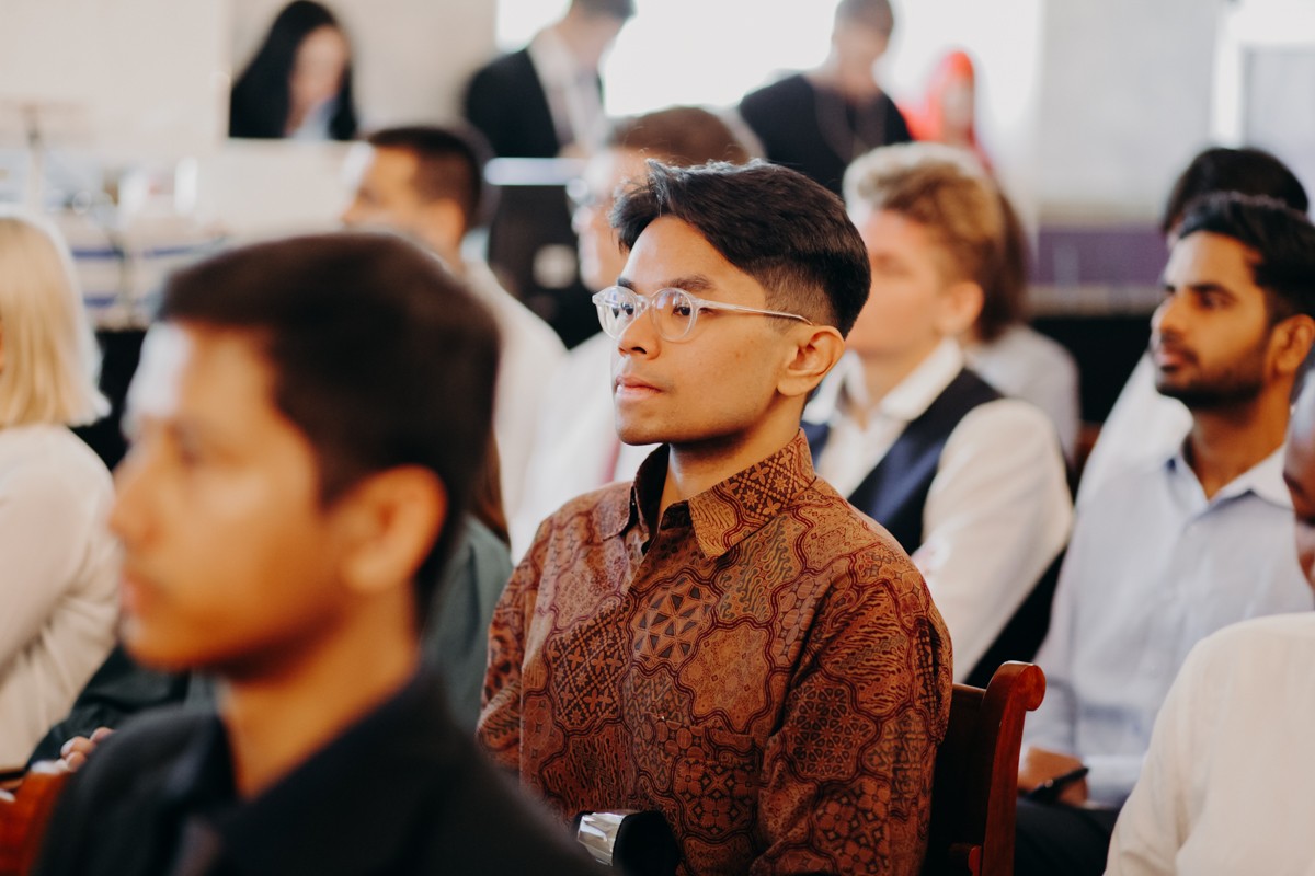 ������ ��� ����� �����: '���������� �������� ? ���� �� ����� �������� �������� ����� ������������'