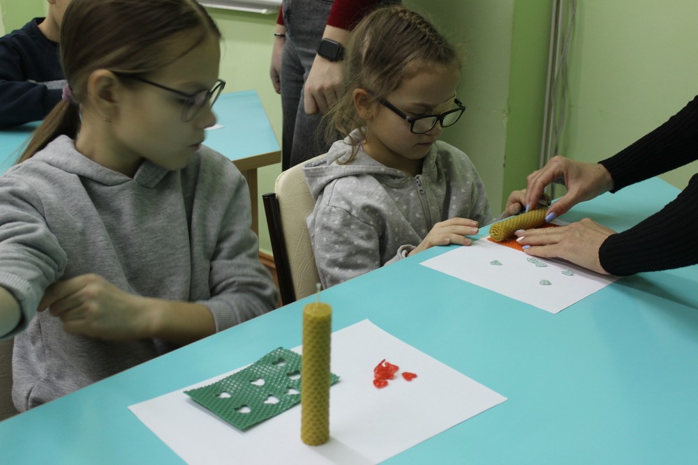 Прошли предновогодние занятия в Детском университете Прошли предновогодние занятия в Детском университете