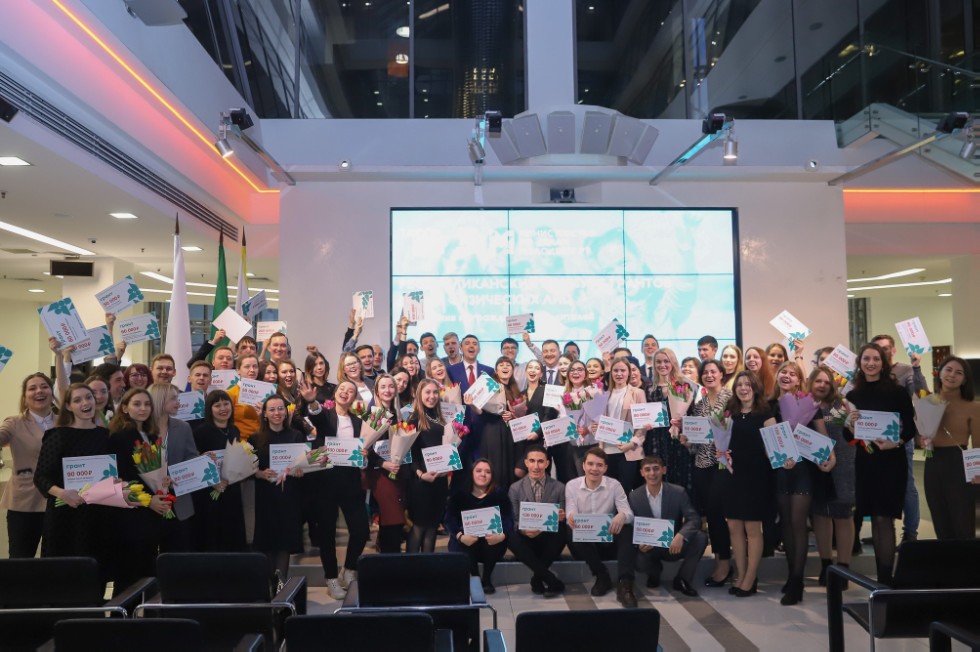 Молодые лидеры ИСФН ? победители Республиканского конкурса грантов! Молодые лидеры ИСФН ? победители Республиканского конкурса грантов!