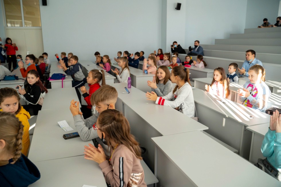 ������� '�������' � ��������� ������ ���