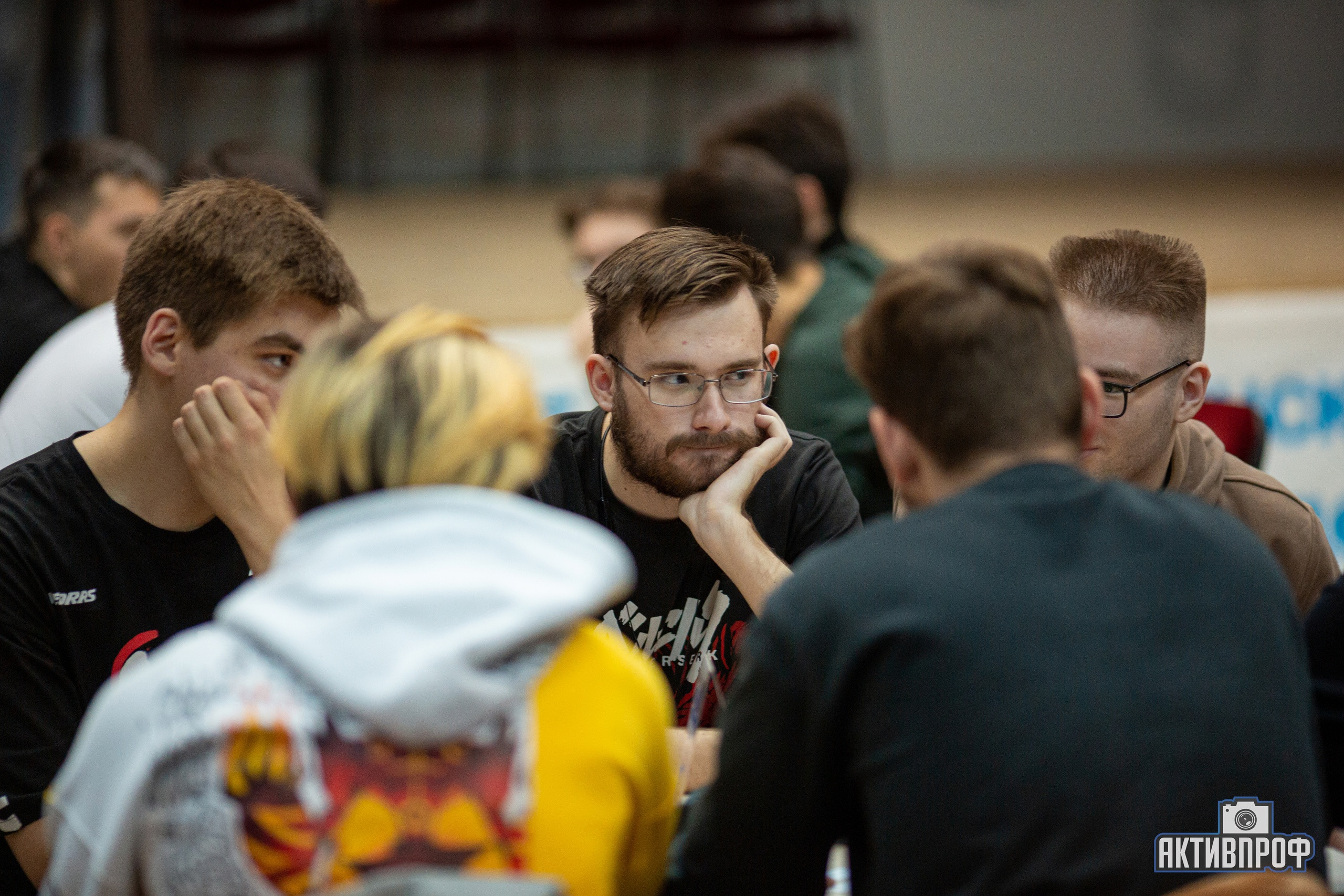 6 ���� XV ������ ���������������� ����