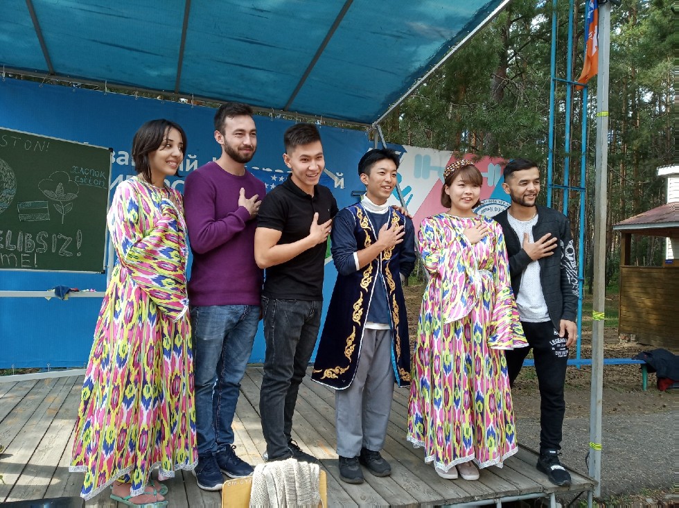 Студенты Университета Канадзавы вновь посетили Казанский федеральный университет Студенты Университета Канадзавы вновь посетили Казанский федеральный университет