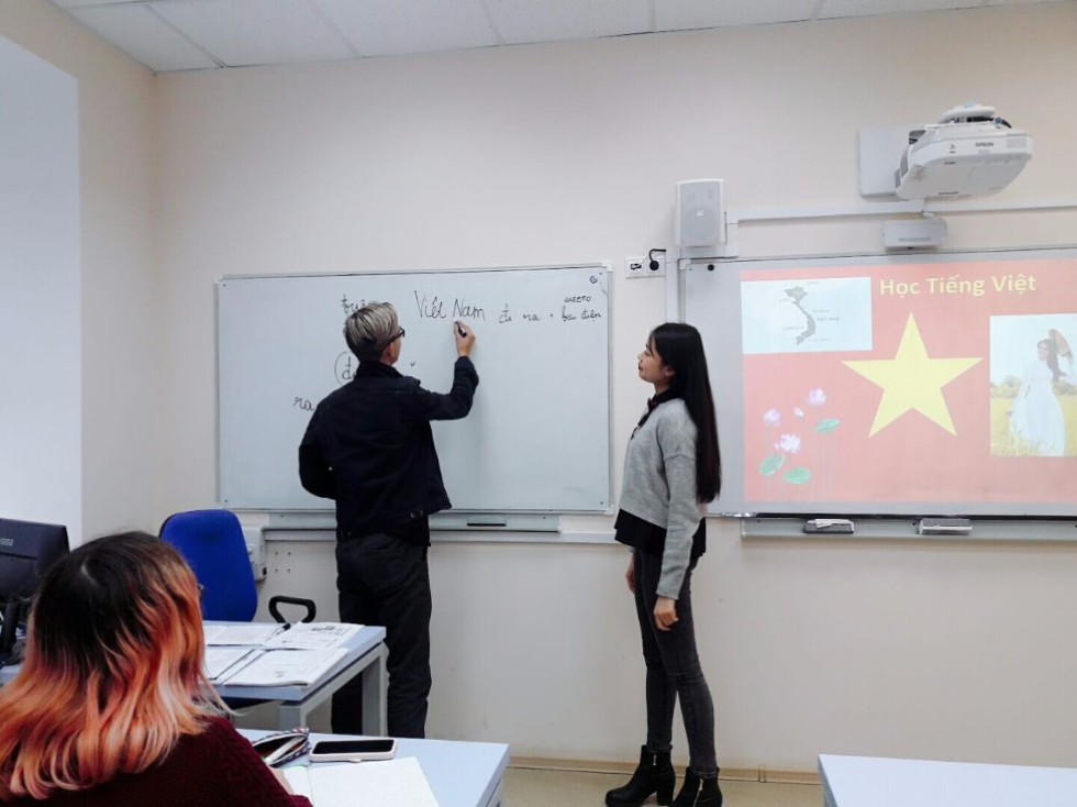 �������� ��������� ������������� ��������� ������� ������� ����������� ���� � ��������� ��������