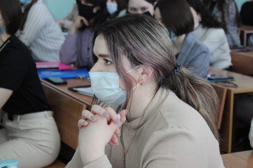 ���������� �������� ������ � ���������� ��������� � ���� ������� ������������� �����