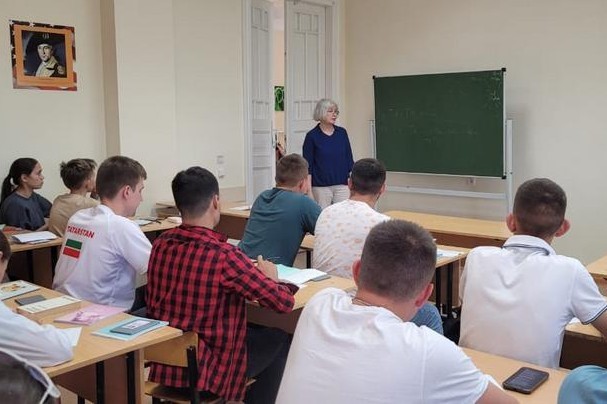 В Елабужском институте прошла лекция 'Мы против коррупции' В Елабужском институте прошла лекция 'Мы против коррупции'