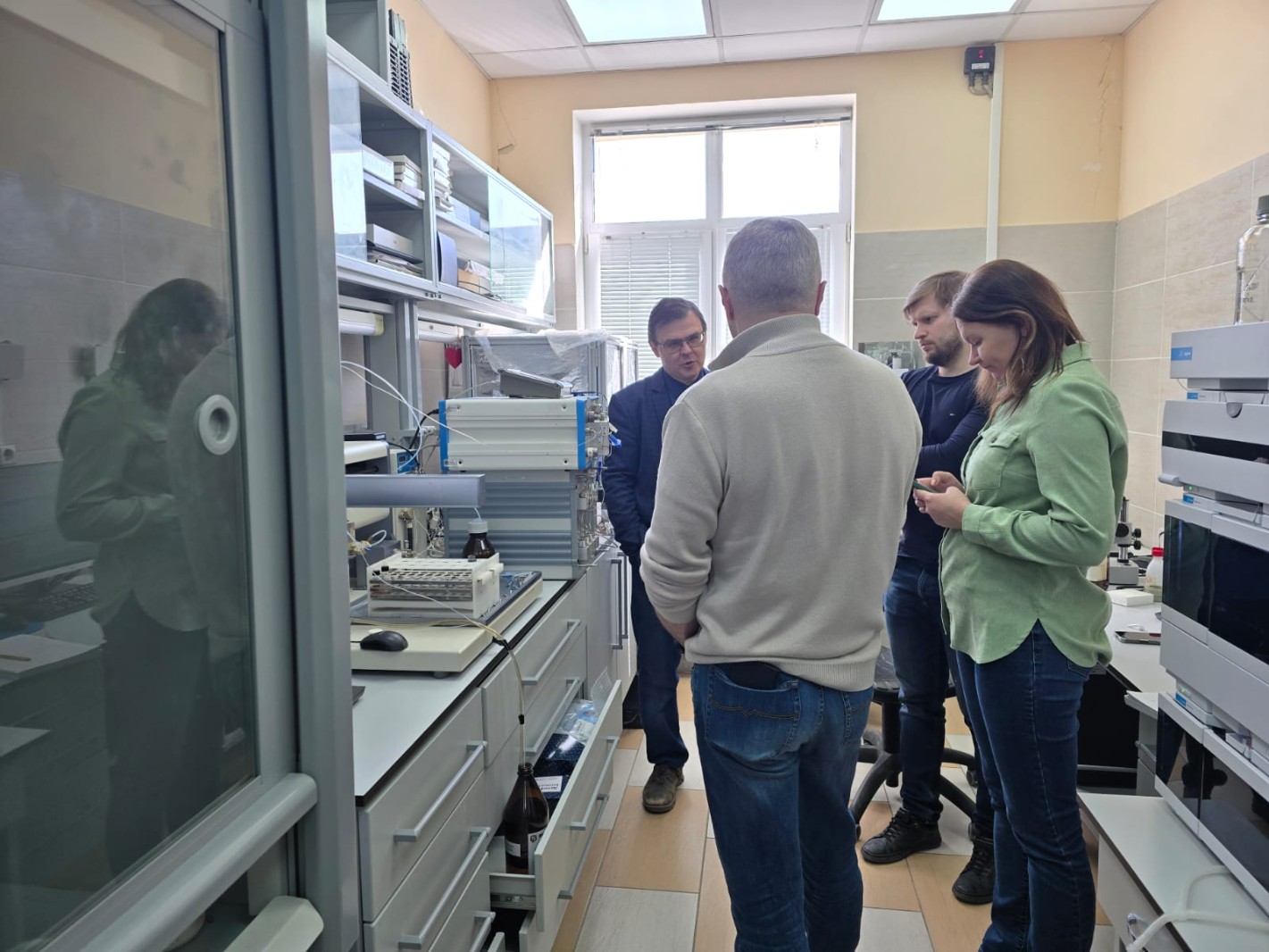 ������� � ��������������� ��� �����-���������