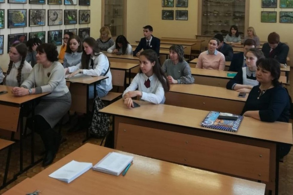 Кафедра биологии и химии приняла участников Республиканской научно-практической конференции школьников 'Биологические науки: прошлое, настоящее, будущее' Кафедра биологии и химии приняла участников Республиканской научно-практической конференции школьников 'Биологические науки: прошлое, настоящее, будущее'