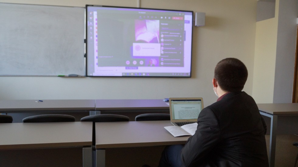 �������� ������������� ������-������������ �����������, ����������� 100-����� �� ��� �������� ��������� ��� ���������