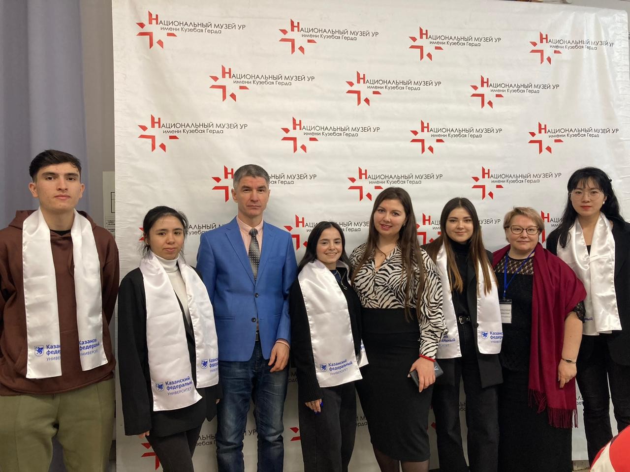 Участие преподавателей и студентов кафедры русского языка и методики его преподавания в конференции 'Просветительство в истории и современном развитии литературы, культуры и образования народов России' Участие преподавателей и студентов кафедры русского языка и методики его преподавания в конференции 'Просветительство в истории и современном развитии литературы, культуры и образования народов России'