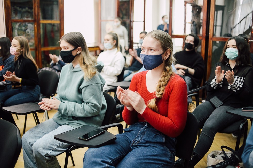 �������� ���������������� ����� ��������� �� �������� �������� ��� ��� Open History