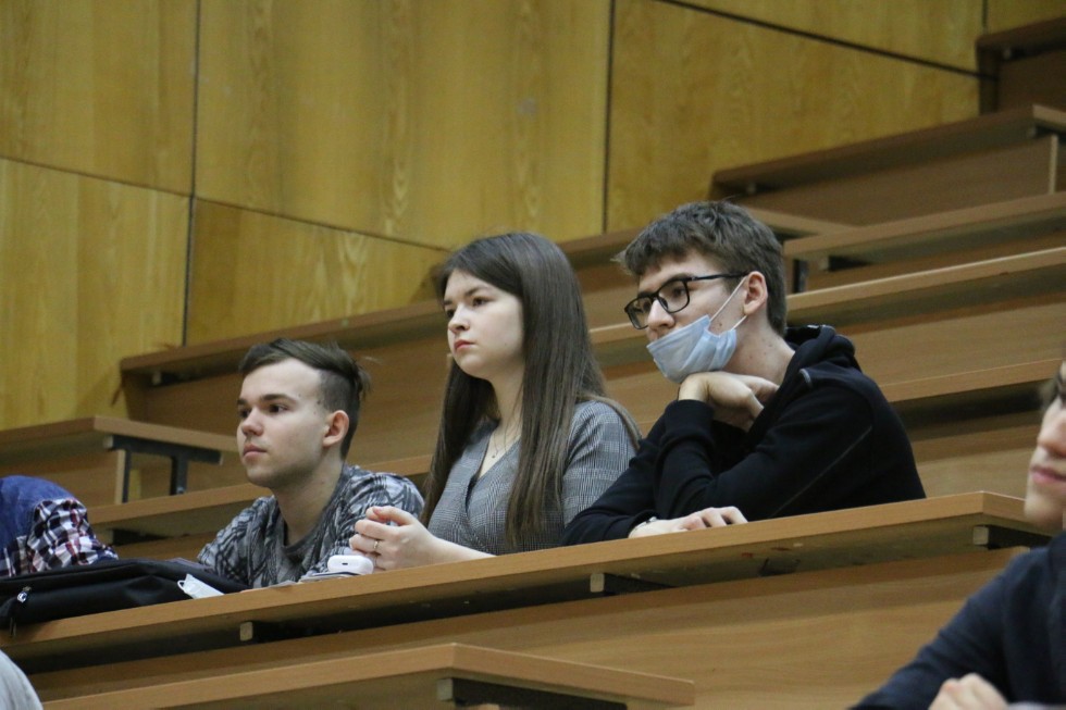 � ���� ��������� ������ ������������� ������