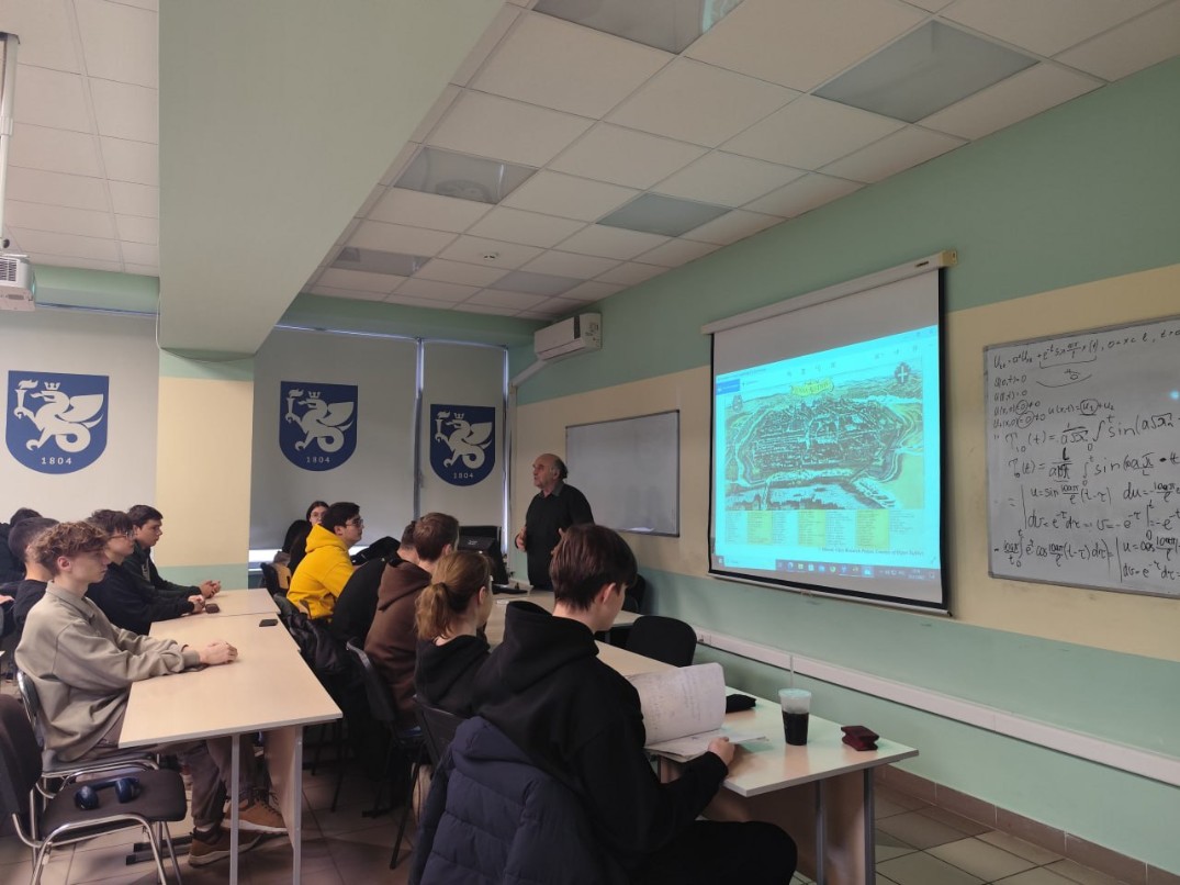 В ИВМиИТ КФУ прошла открытая лекция 'Геоинформационные системы ? взгляд изнутри' В ИВМиИТ КФУ прошла открытая лекция 'Геоинформационные системы ? взгляд изнутри'