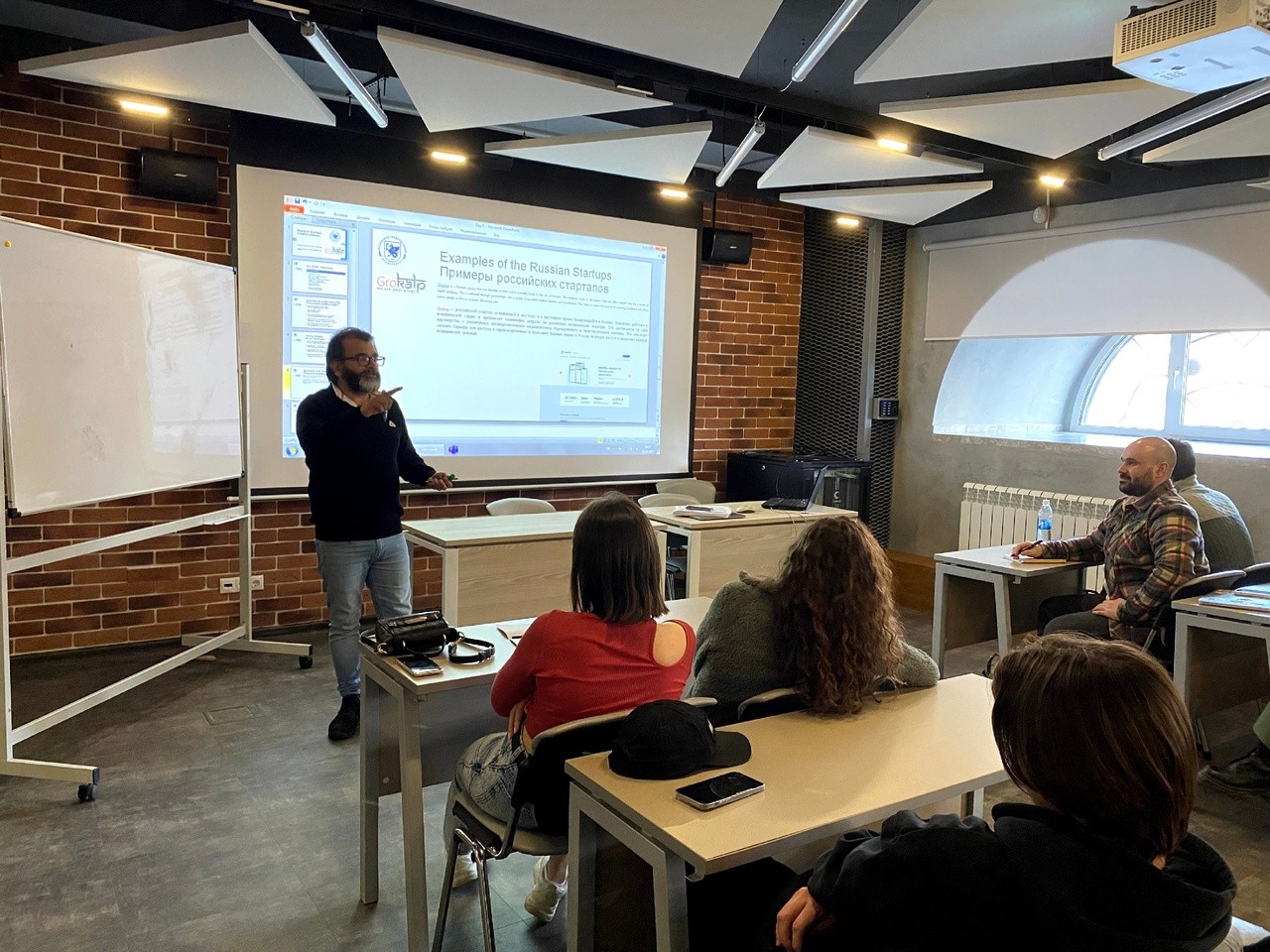 ��������� ������� Lokesh Joshi ���������� ��� ��������� ����� ��� ������ ���������� �������� �� �������� ������������������� �������