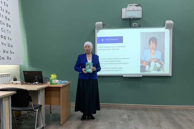 'Каждый стих мой душу лечит...' 'Каждый стих мой душу лечит...'