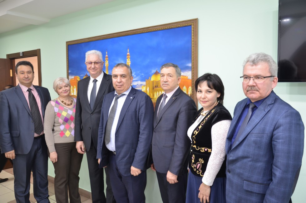 ��� � ������������ ��������������� ����������� ��������� �������������� � ������� ������� ������������ ��������