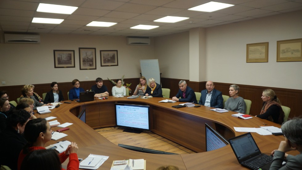 ����� ��������� ������������ ������� ������ ��� � �������� ��������� � ������������� ������������