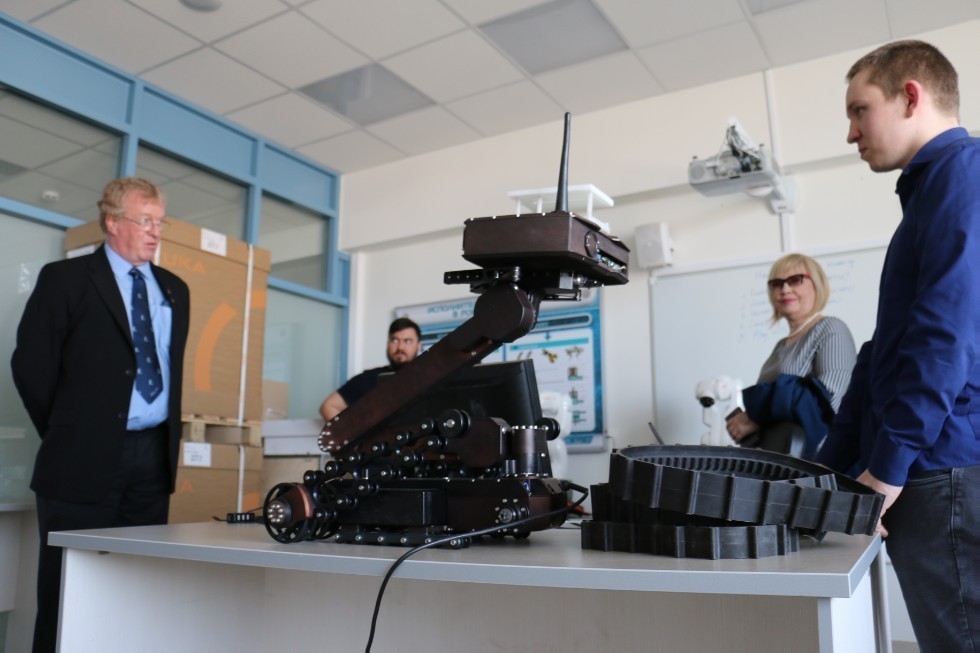 LIRS was visited by a representative of the University of Western Australia