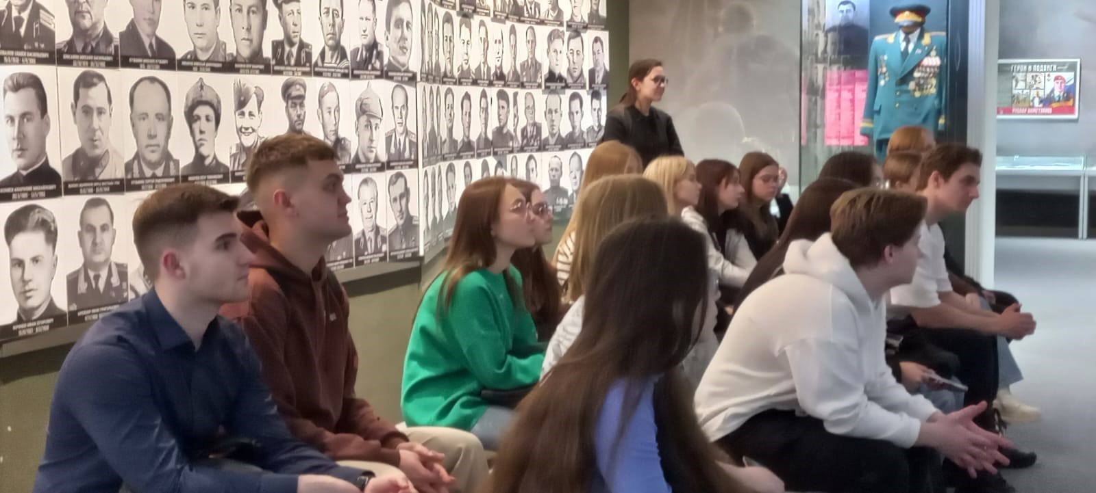 Студенты-регионоведы посетили Музей Великой Отечественной войны в Кремле Студенты-регионоведы посетили Музей Великой Отечественной войны в Кремле