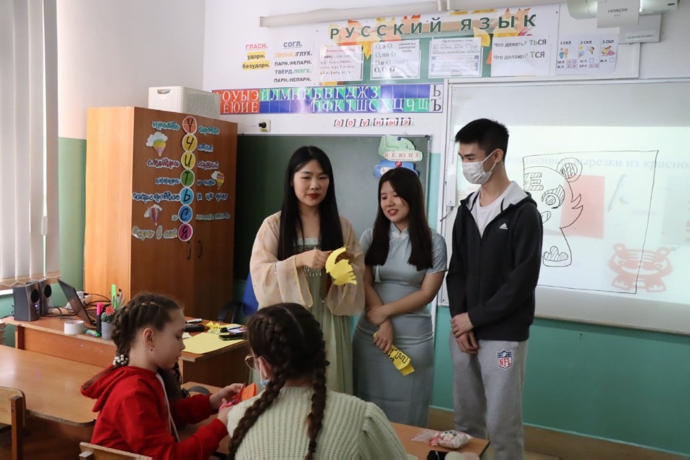 III Республиканский фестиваль родного языка 'Калейдоскоп культур' III Республиканский фестиваль родного языка 'Калейдоскоп культур'