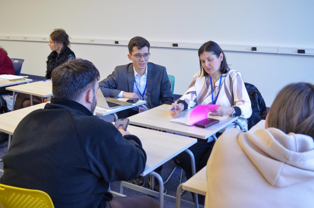 ������������� ������ �������� ������������ � ������� ������������ �������������� � ���� ,������, ��������� ������������