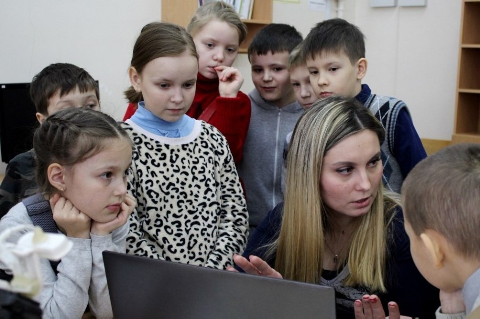 � ������� ������������ ����� �������