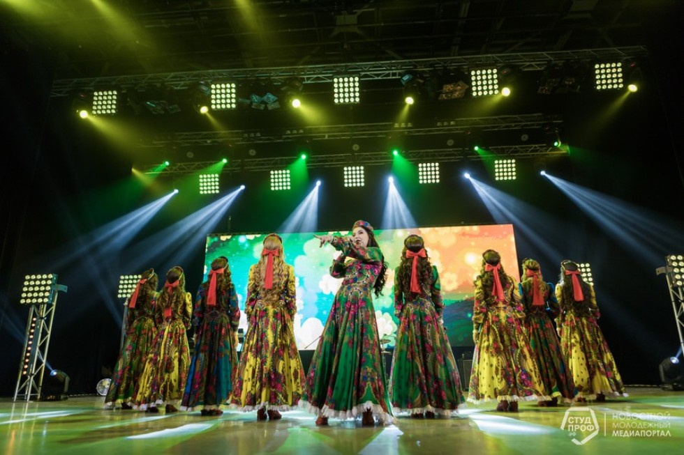 С каждой весной больше побед! С каждой весной больше побед!