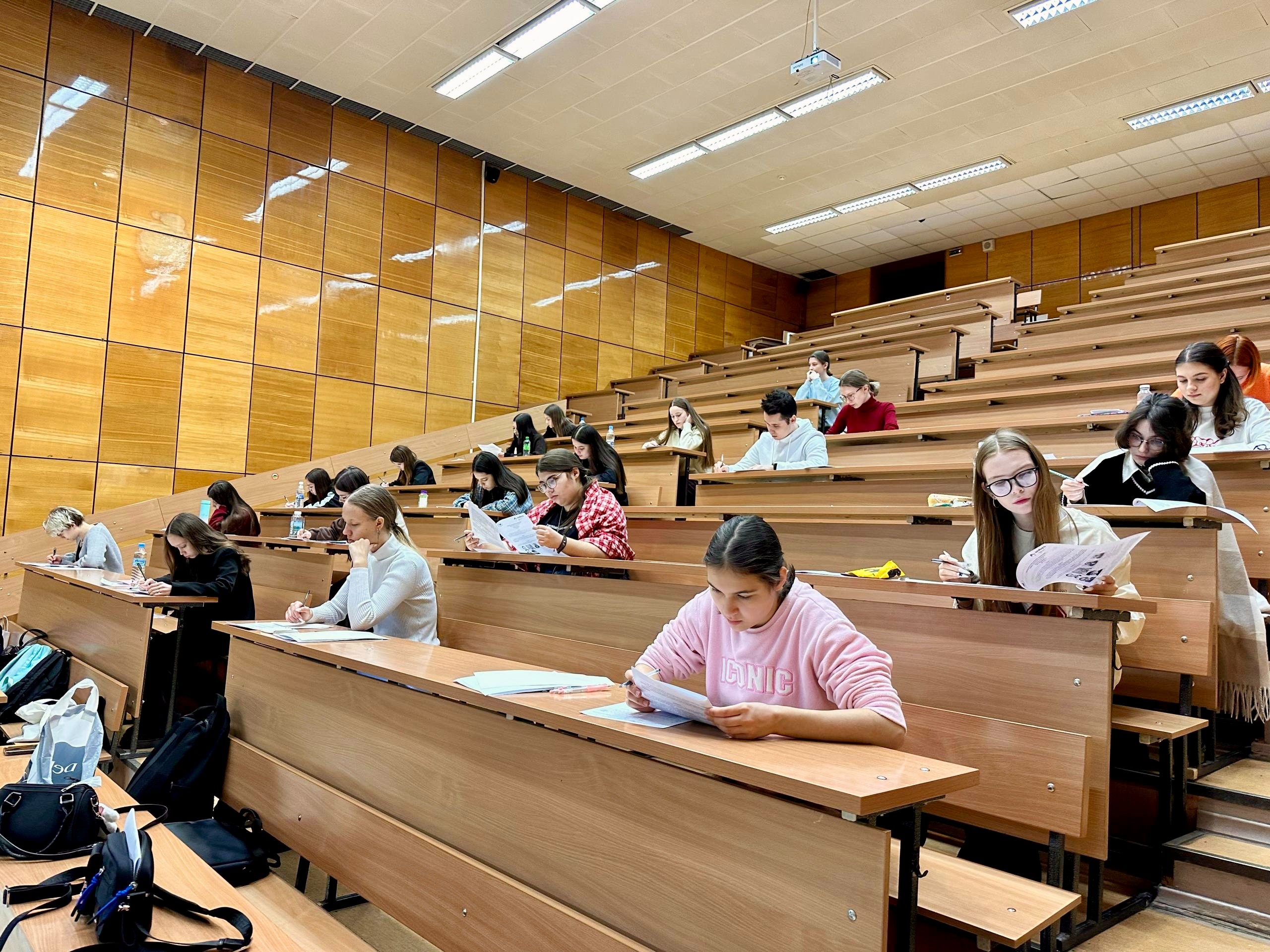 В КФУ прошла Межрегиональная предметная Олимпиада по профилю 'Психология и педагогика' В КФУ прошла Межрегиональная предметная Олимпиада по профилю 'Психология и педагогика'