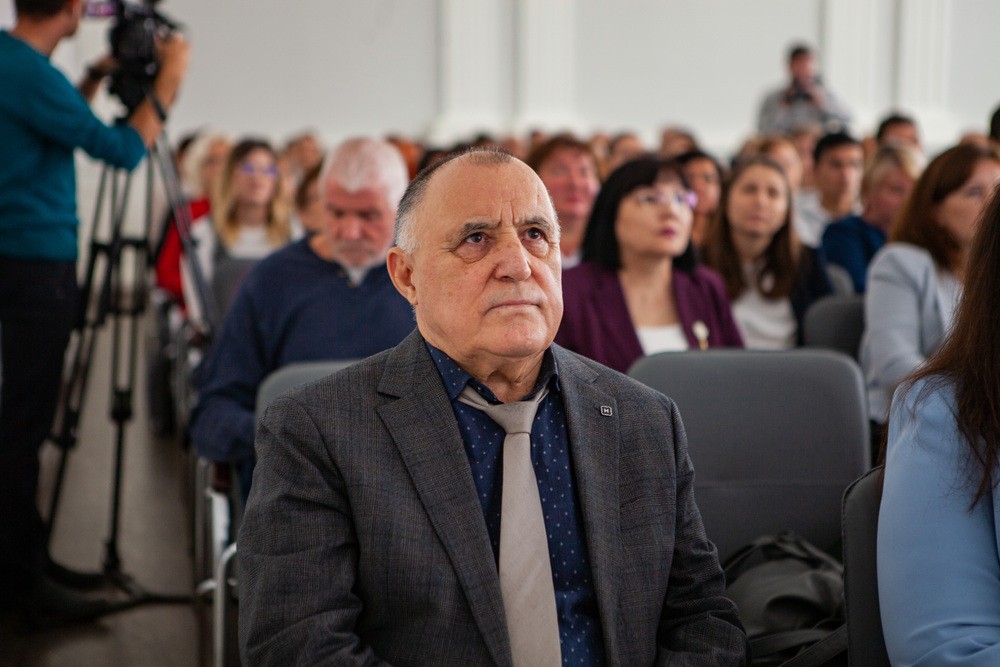 IX ������������ ������: �������� (����)