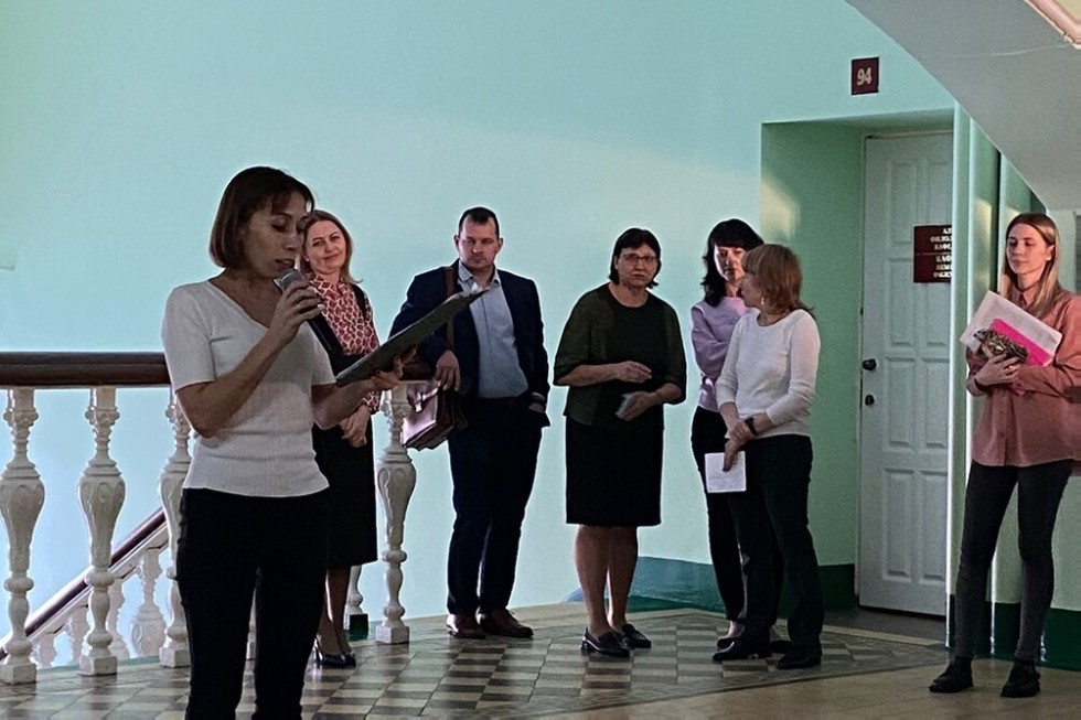 Праздник к нам приходит Праздник к нам приходит