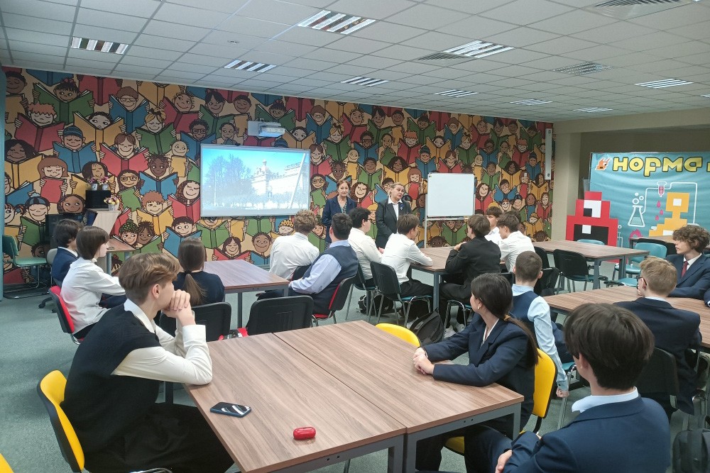 Прошла деловая игра для школьников 'Скажи профессии педагога ? 'Да!' Прошла деловая игра для школьников 'Скажи профессии педагога ? 'Да!'