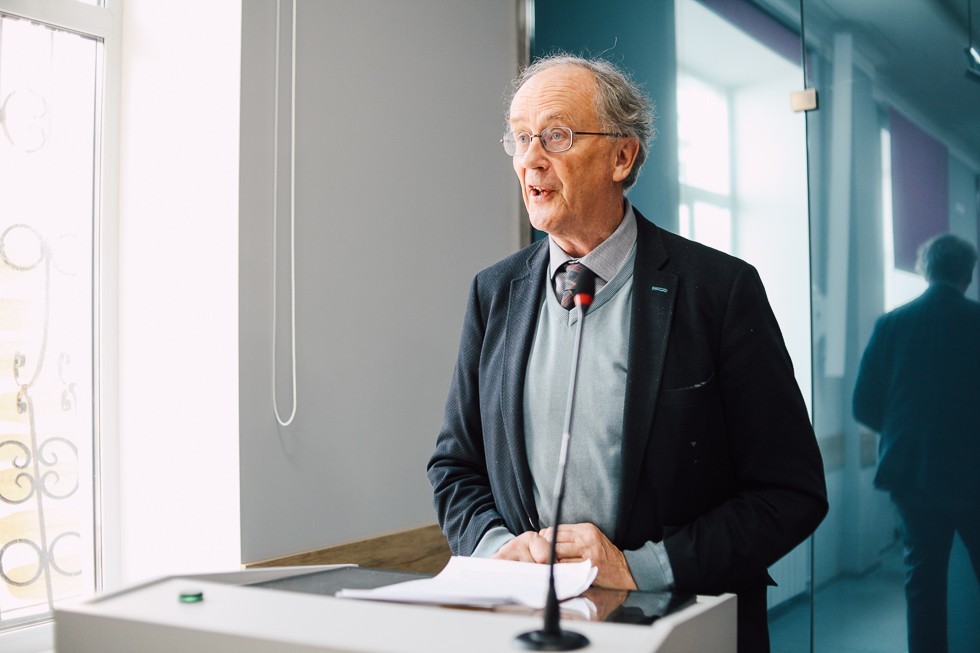 Открытая лекция профессора Робина Лейна Фокса из Оксфорда была прочитана студентам Института международных отношений КФУ Открытая лекция профессора Робина Лейна Фокса из Оксфорда была прочитана студентам Института международных отношений КФУ