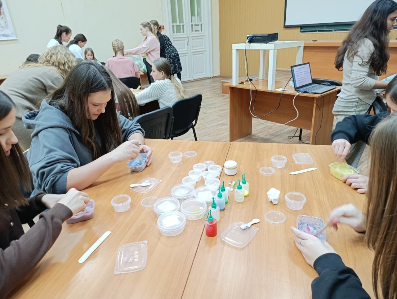 Прошел мастер-класс по созданию мыла Прошел мастер-класс по созданию мыла