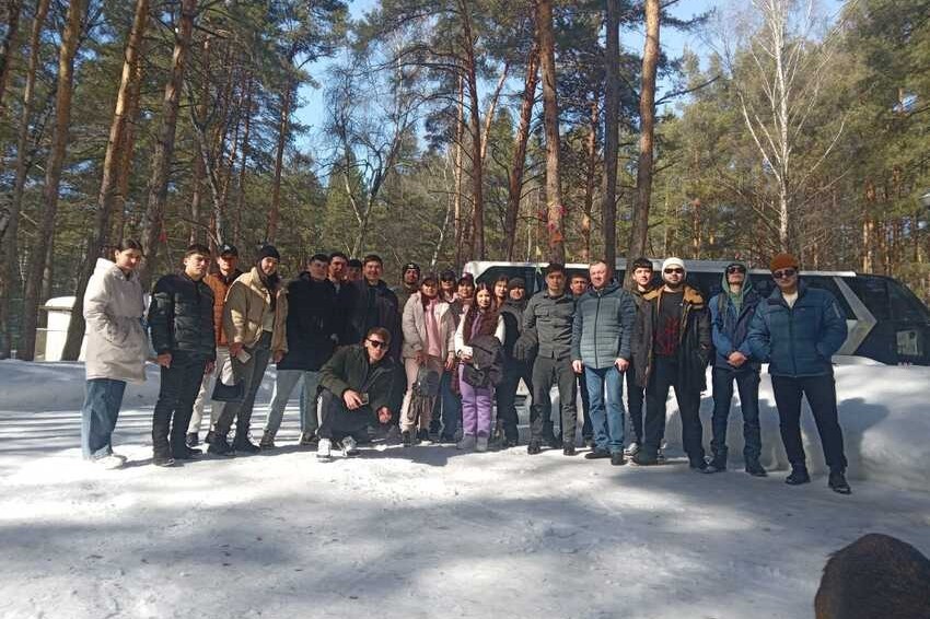 Студенты отделения экономических и юридических наук выехали в 'Буревестник' Студенты отделения экономических и юридических наук выехали в 'Буревестник'