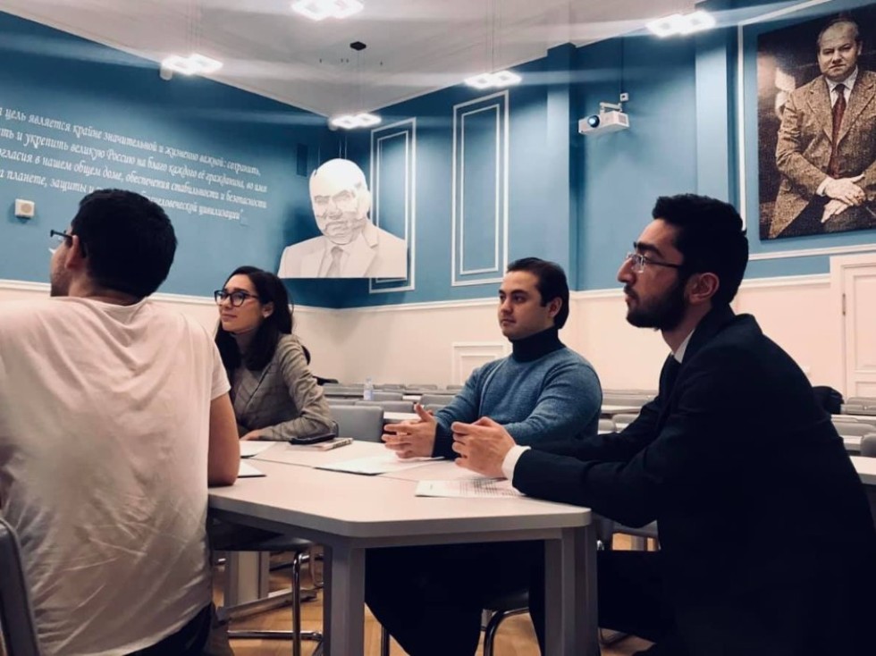 ����� ������������ � '�������������� ��������' � ������� �����������.