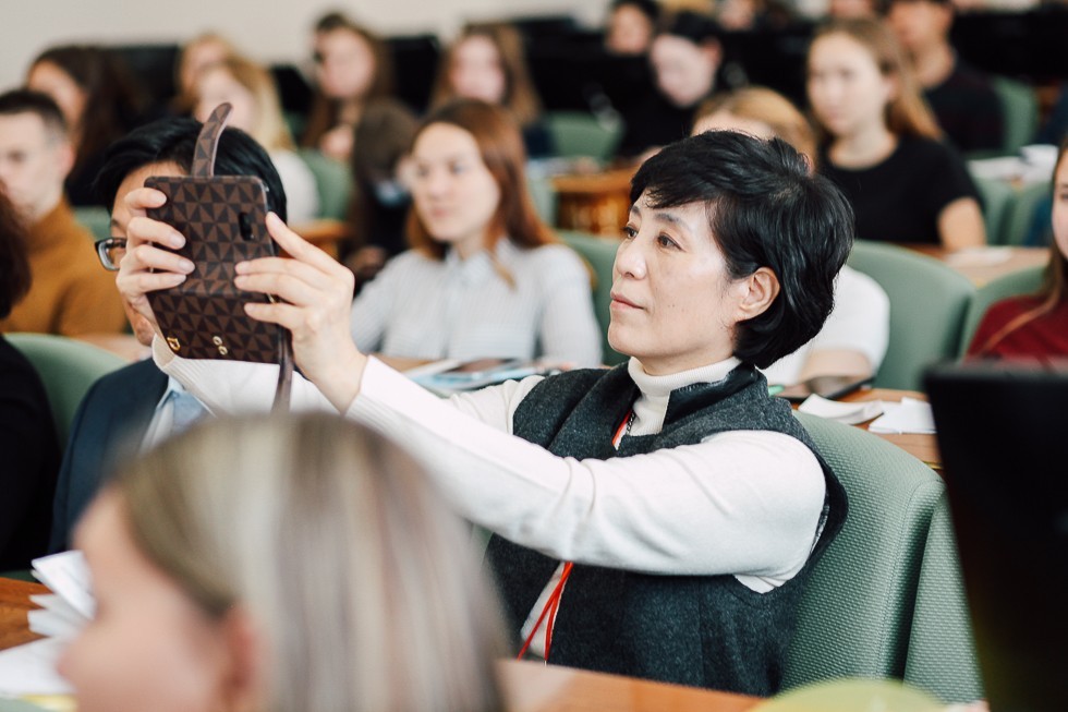 В ИМО торжественно открыли X Семинар по корееведению(фоторепортаж) В ИМО торжественно открыли X Семинар по корееведению(фоторепортаж)