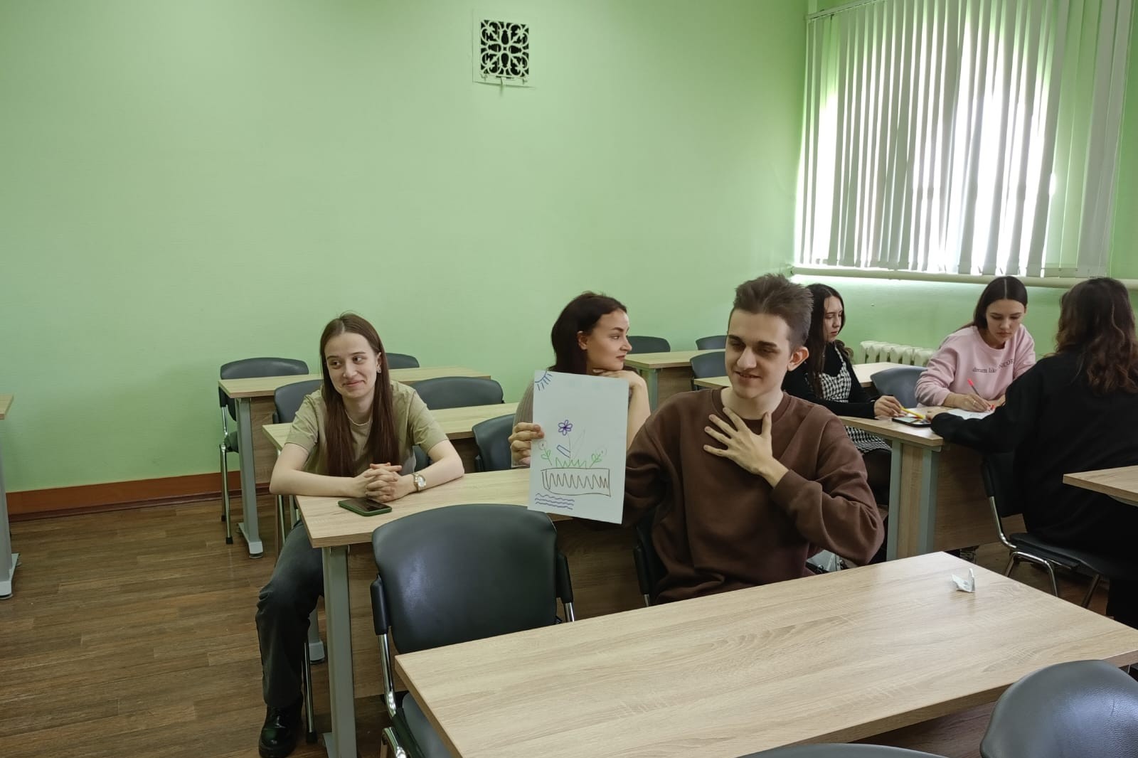 Прошел кураторский час 'Конструктивное разрешение конфликтов в студенческой среде' Прошел кураторский час 'Конструктивное разрешение конфликтов в студенческой среде'