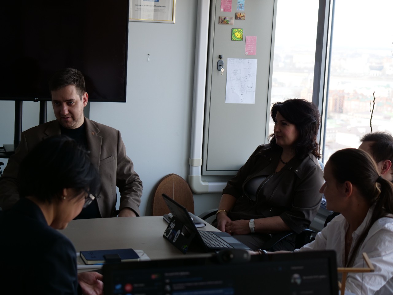 ���� � ����������������� Samsung Electronics � ������� ��� ������������� �������������� ����������� ��������������.