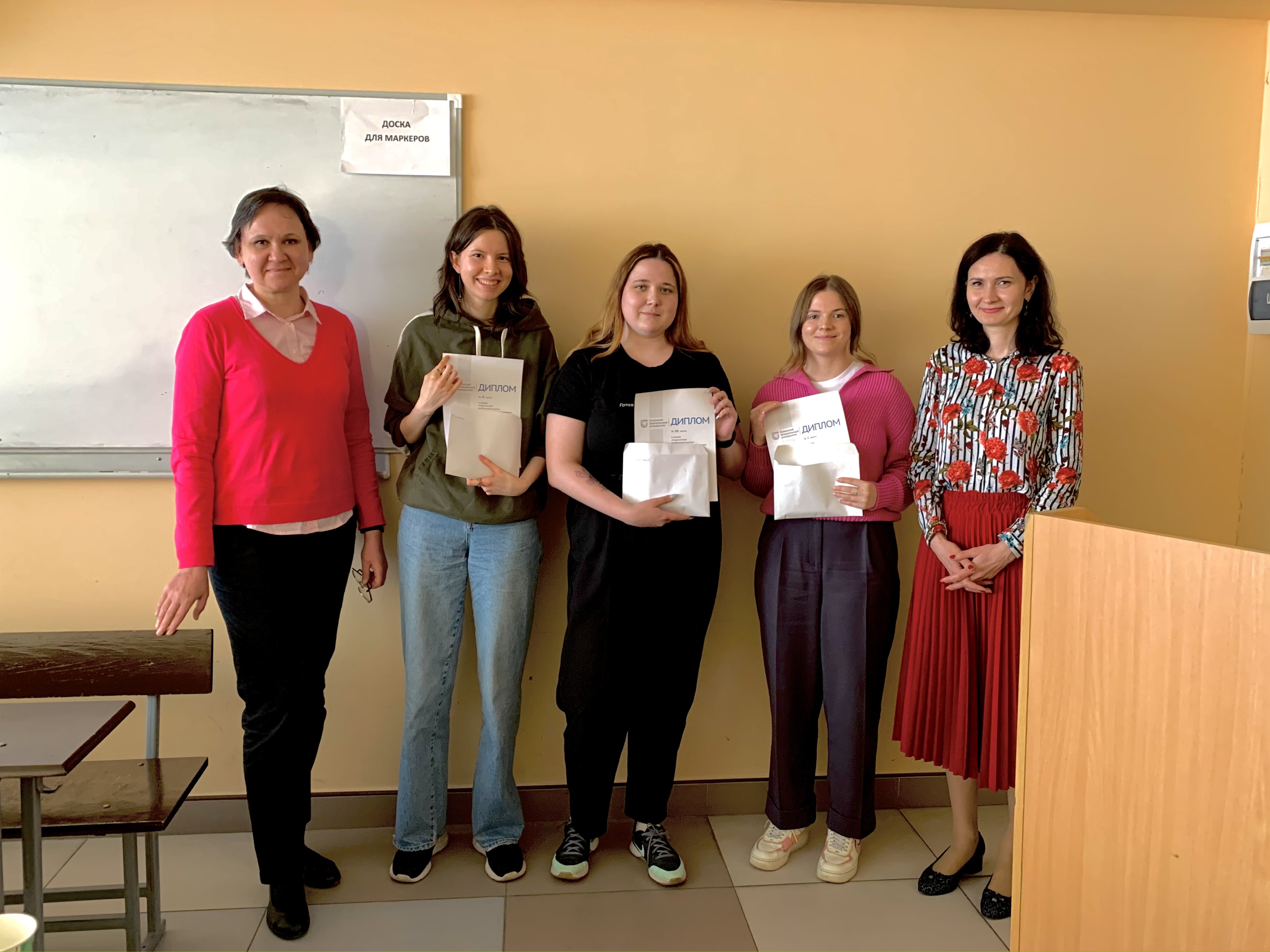 Студенты-социологи выступили на Итоговой научно-образовательной конференции Студенты-социологи выступили на Итоговой научно-образовательной конференции