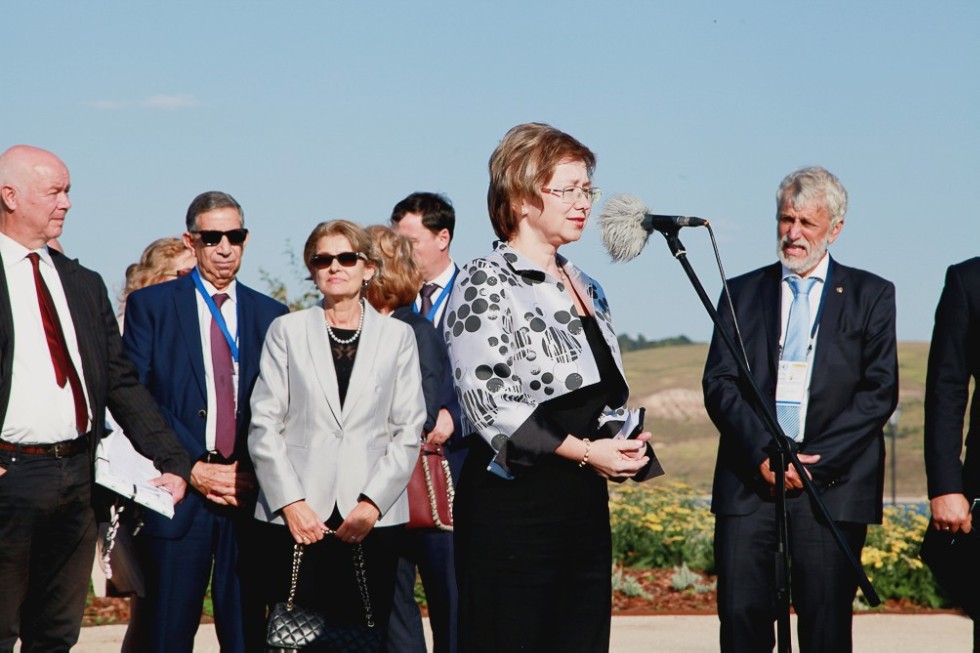 ����� ������