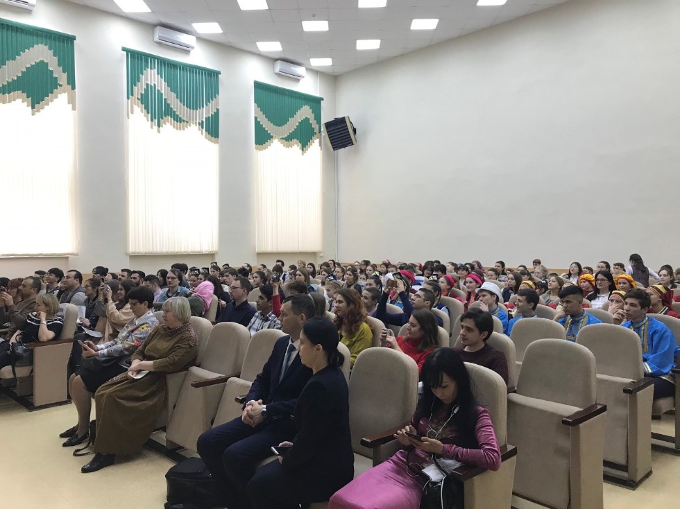 ����������� ������ � �������