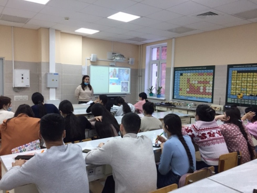 '�����' � '���' �������� ����� � �������� ��������� 3 �����