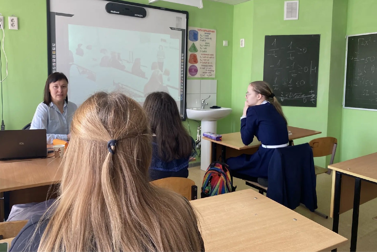 Профориентационные встречи со старшеклассниками прошли в Камских Полянах и Елабуге Профориентационные встречи со старшеклассниками прошли в Камских Полянах и Елабуге