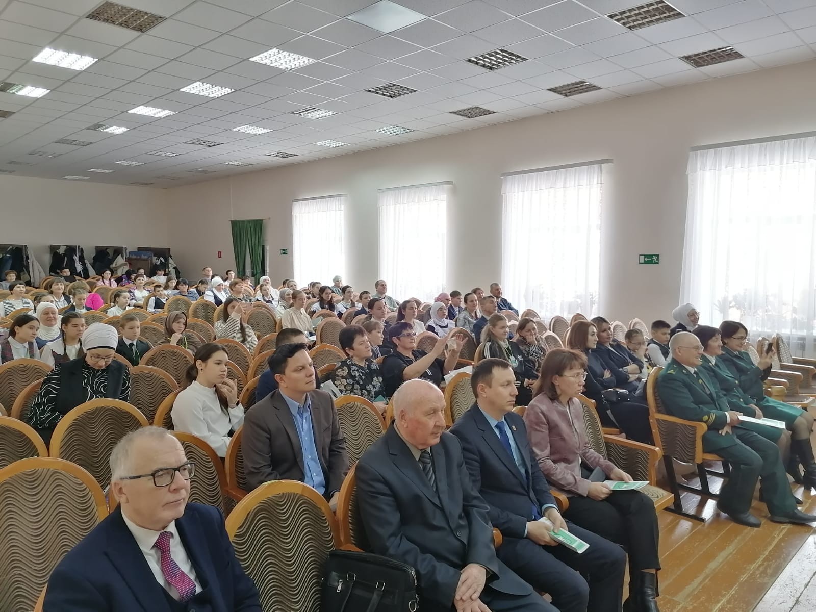 IV Республиканская научно-практическая конференция 'Экология вокруг нас' IV Республиканская научно-практическая конференция 'Экология вокруг нас'