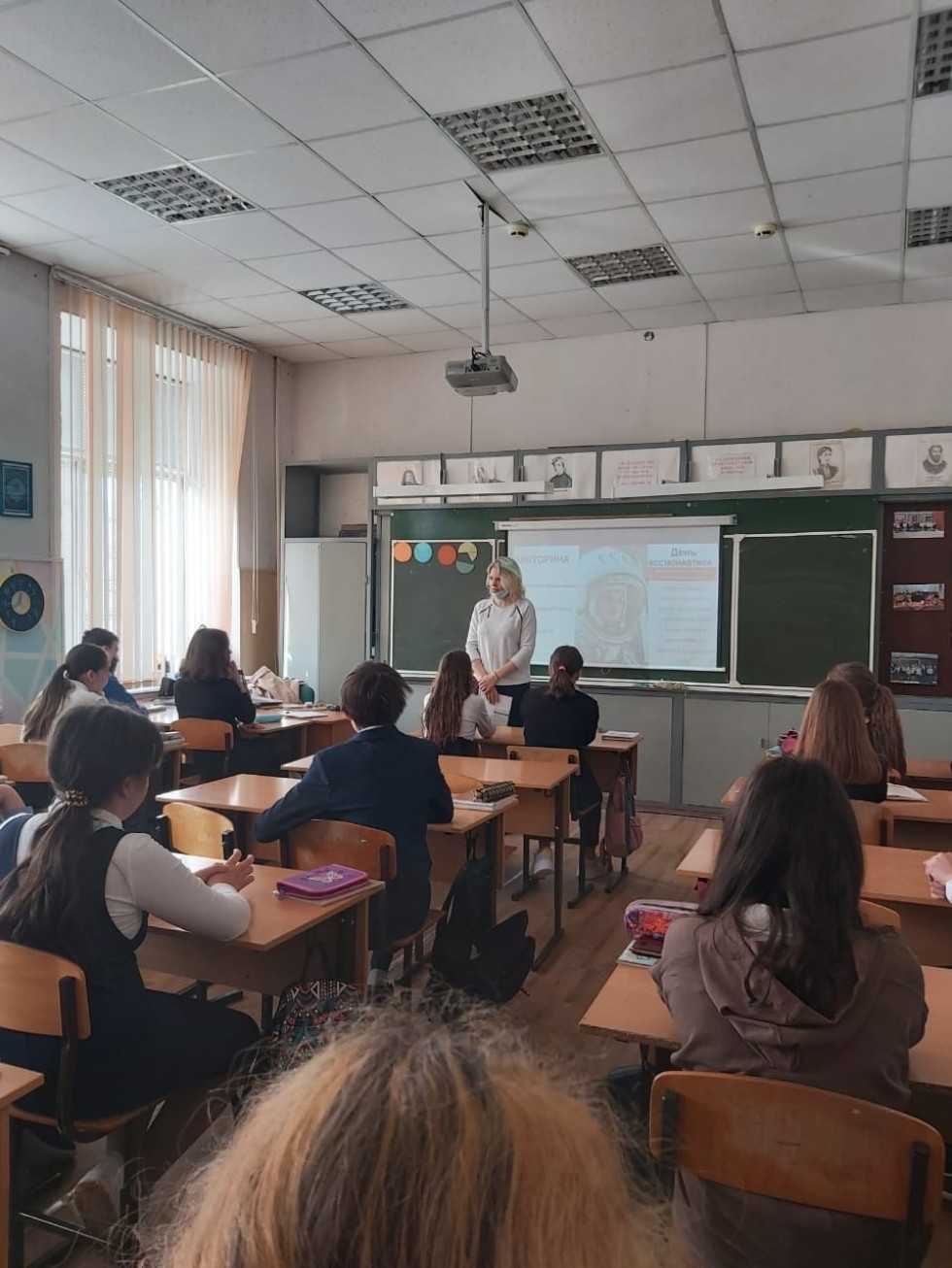 День космонавтики: ученые КФУ выступили в школе День космонавтики: ученые КФУ выступили в школе